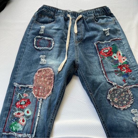 Selling Paint 3/4 Length Cropped Patch Detail Pull On Loose Fit Jeans L - Picture 2 of 6